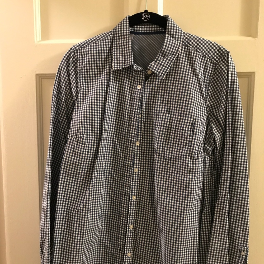 Women’s dress shirt.
